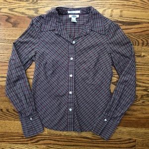 Old Navy women’s plaid button up shirt